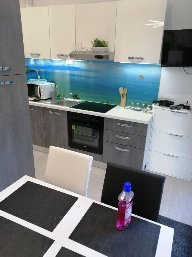 Apartment Rose By The Beach & Tennis Courts Split Luaran gambar